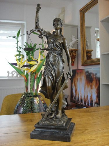 Bronze marmor justitia statue - marmor,