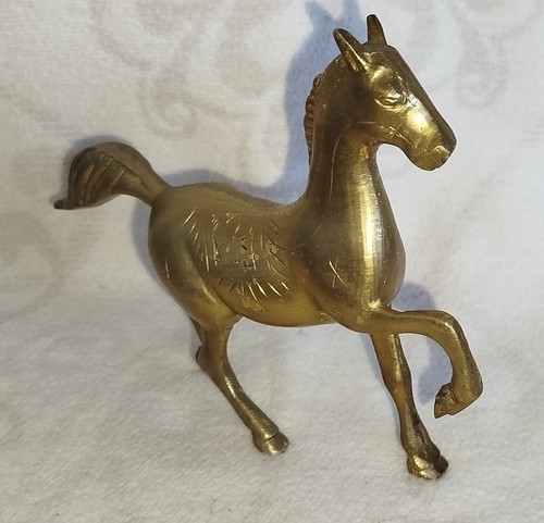 Goldenfarbene messing figur - messing,