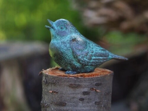 Bronzefigur kleiner vogel - bronzefigur,