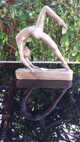 Bronze skulptur turnerin auf - skulptur,