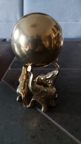 Elefant mit kugel messing - elefant,