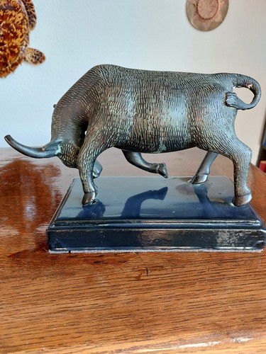 Bronze skulptur stier - stier, bulle
